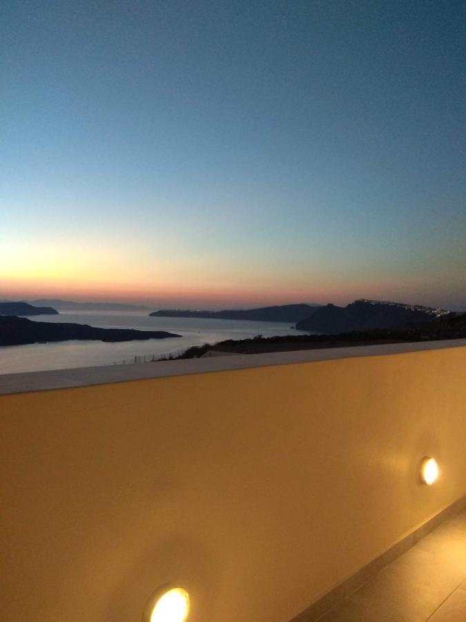 Santa Rinoula Suites Sea Sunset Views Adults Only 메갈로호리 외부 사진