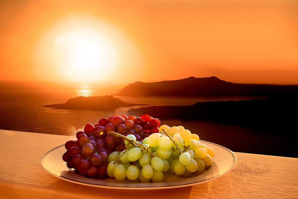 Santa Rinoula Suites Sea Sunset Views Adults Only 메갈로호리 외부 사진