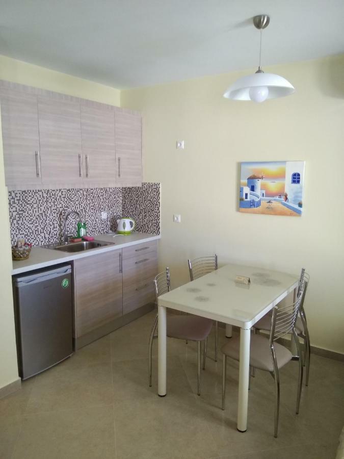 Santa Rinoula Suites Sea Sunset Views Adults Only 메갈로호리 외부 사진